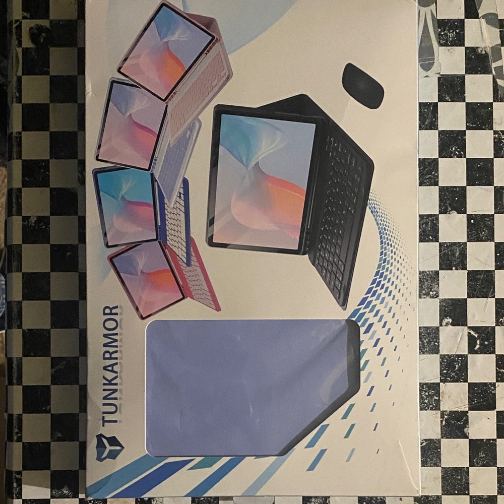 Blue Tablet Keyboard Case - Picture 2 of 3